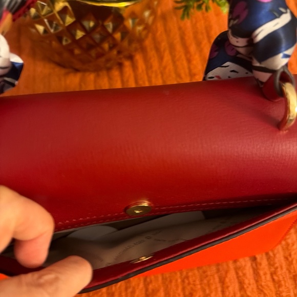 Michael Kors crossbody bag 🤎✨ - Picture 7 of 16